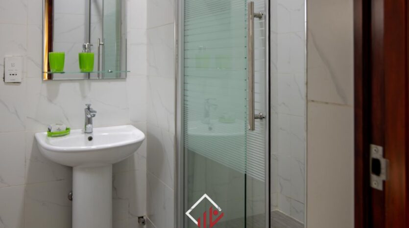 Modern 3-Bedroom Apartment in a Stylish Villa at Adjiringanor | Samsvista