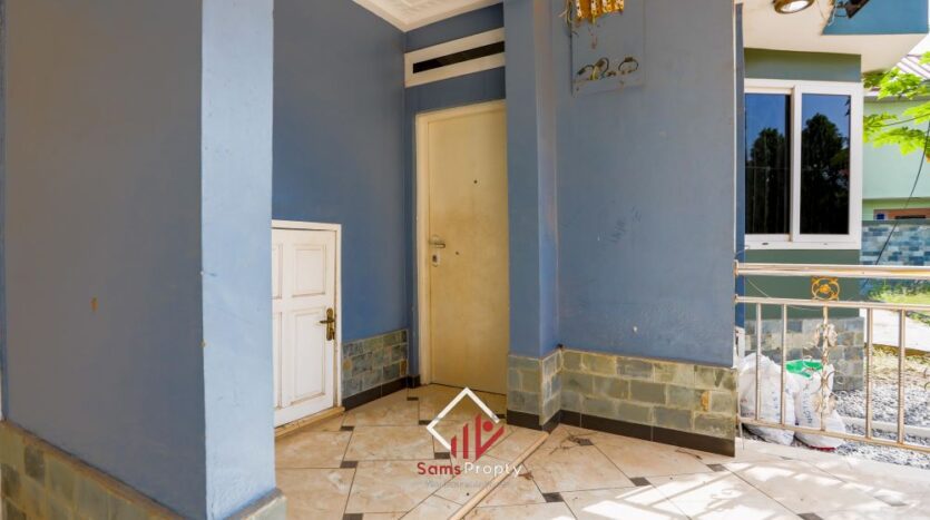 Luxurious 5-Bedroom Mansion with Cinema Room, Study, and Boys’ Quarters for Rent in Spintex | Samsvista