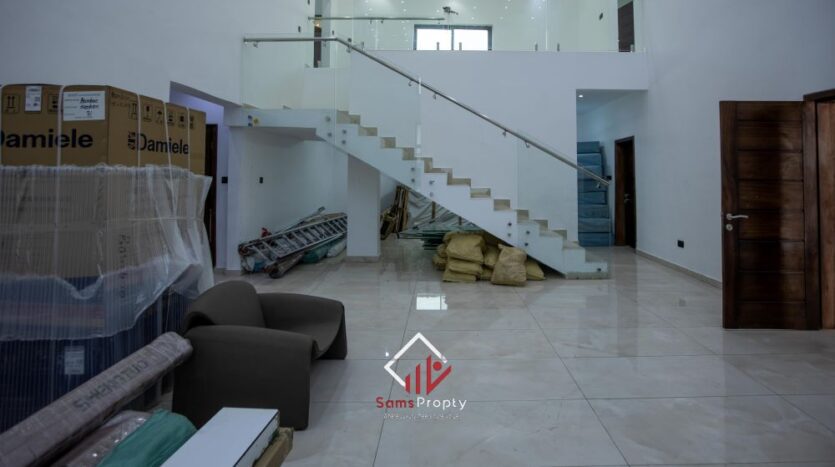 Luxury 4-Bedroom Mansion with Cinema Room and Boys’ Quarters in Adjiringanor | Samsvista
