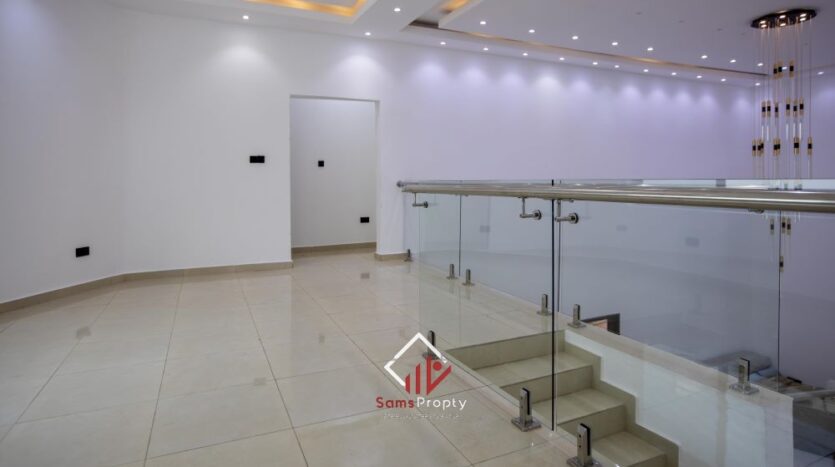Luxury 4-Bedroom Mansion with Cinema Room and Boys’ Quarters in Adjiringanor | Samsvista