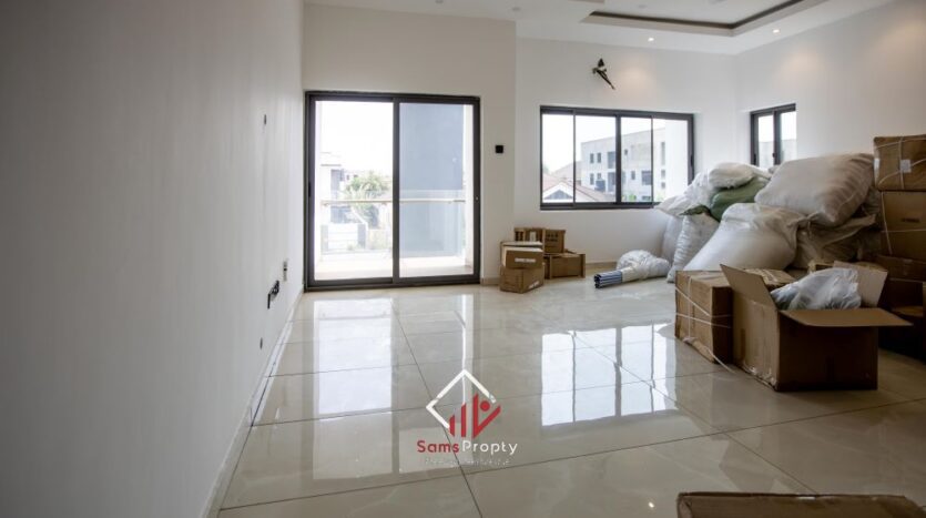 Luxury 4-Bedroom Mansion with Cinema Room and Boys’ Quarters in Adjiringanor | Samsvista