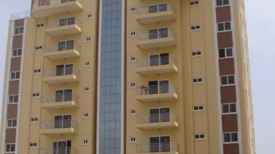 Elegant 3-Bedroom Apartment -Airport Residential (0026)