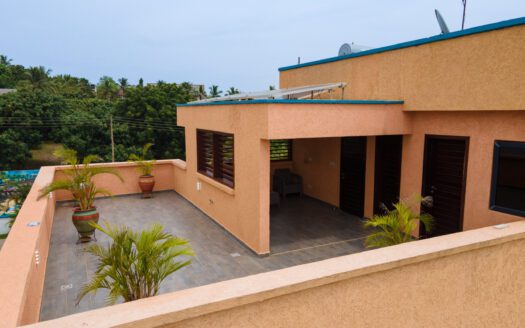 LUXURIOUS 4-BEDROOM @ PQACCRA HOUSING (Orange Apartment) | SAMSVISTA